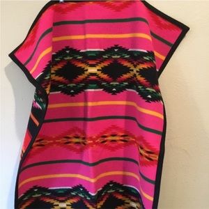 Vintage Colorful Wool "Beaver State" Pendleton Muchacho Robe 32×44